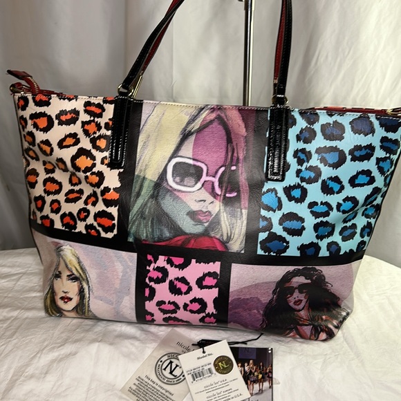 NWT NICOLE LEE “Sketch Book” print design large tote. Adjustable strap included. - Picture 6 of 16